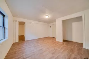 204 Cedarcrest Dr, Marshall, TX 75672 - Photo 17
