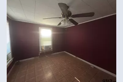 409 W Carneige, Winnsboro, TX 75494 - Photo 17