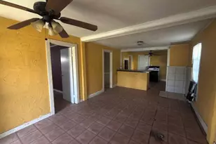 409 W Carneige, Winnsboro, TX 75494 - Photo 3