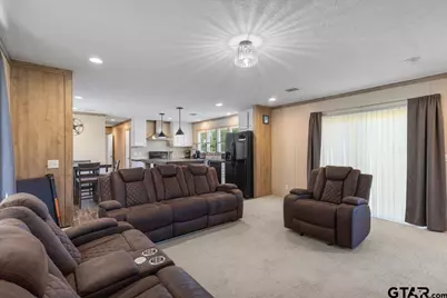 395 N Royal Dr, Bullard, TX 75757 - Photo 7