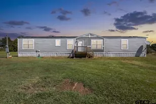 395 N Royal Dr, Bullard, TX 75757 - Photo 1