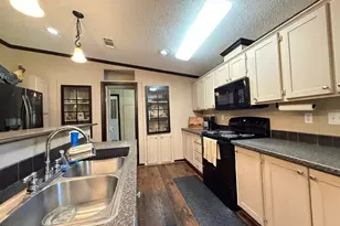 20970 Lee Ln, Chandler, TX 75758 - Photo 23