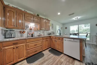 127 Clubview Dr, Hideaway, TX 75771 - Photo 11