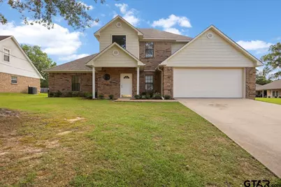 703 Daniel St, Gladewater, TX 75647 - Photo 1