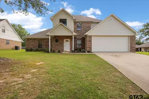 703 Daniel St, Gladewater, TX 75647 - Photo 1