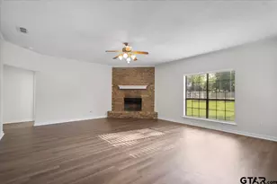 703 Daniel St, Gladewater, TX 75647 - Photo 11