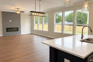 332 Erica Wy, Lindale, TX 75771 - Photo 3