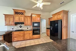 2040 Yasmeen Ci, Flint, TX 75762 - Photo 9
