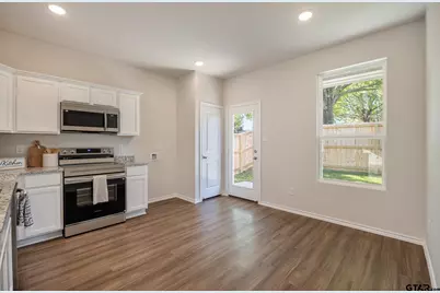 609 Park Central, Chandler, TX 75758 - Photo 7