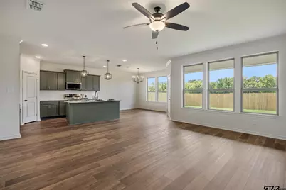 304 Driftwood Way, Whitehouse, TX 75791 - Photo 5