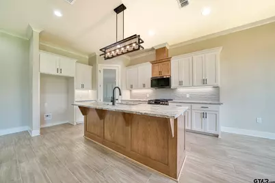3902 French Dr, Longview, TX 75604 - Photo 13