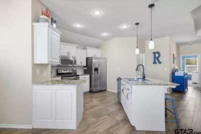 307 Mission Crest Circle, Lindale, TX 75771 - Photo 9