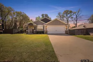 307 Msn Crst Cir, Lindale, TX 75771 - Photo 35