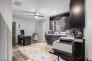 501 N Main St, Lindale, TX 75771 - Photo 23