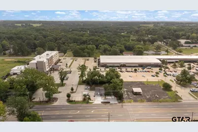 501 N Main St, Lindale, TX 75771 - Photo 3