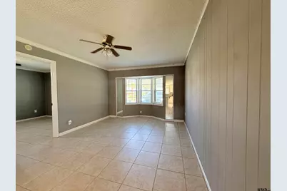 2404 N Englewood, Tyler, TX 75702 - Photo 3