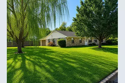 2404 N Englewood, Tyler, TX 75702 - Photo 1