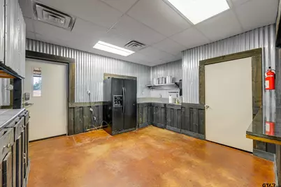 10203 County Rd 135, Flint, TX 75762 - Photo 15