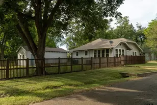 106 E Myrtle, Winnsboro, TX 75494 - Photo 17