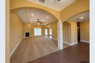 13953 Olivia Ln, Bullard, TX 75757 - Photo 5