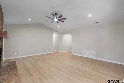 907 Peggy Dr., Whitehouse, TX 75791 - Photo 5