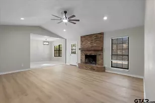 907 Peggy Dr, Whitehouse, TX 75791 - Photo 3