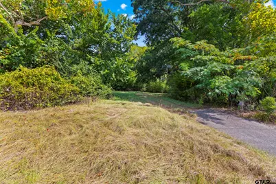 5217 W Marshall Ave, Longview, TX 75604 - Photo 3