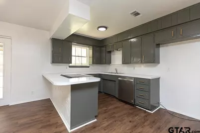 2908 Golden Rd, Tyler, TX 75701 - Photo 11