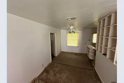 2100 Glenbrook Dr, Tyler, TX 75701 - Photo 11