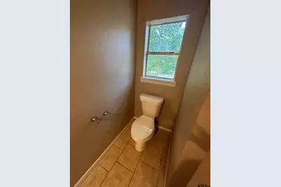 819 W Mims St, Tyler, TX 75702 - Photo 5