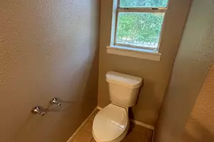 819 W Mims St, Tyler, TX 75702 - Photo 5