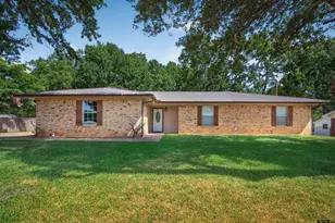 202 Fenton Rd, Longview, TX 75604 - Photo 1