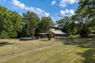 540 Post Oak St, Overton, TX 75684 - Photo 45