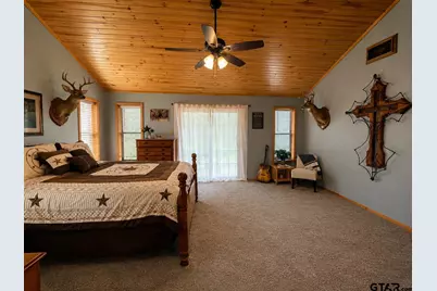 540 Post Oak St, Overton, TX 75684 - Photo 25