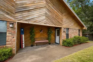 540 Post Oak St, Overton, TX 75684 - Photo 3