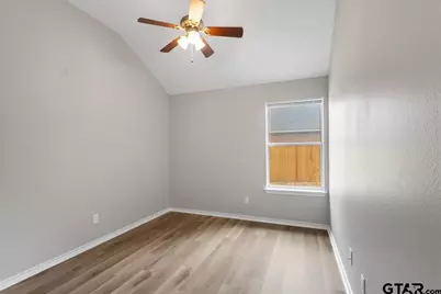 386 Molly, Lindale, TX 75771 - Photo 33