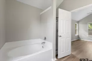 386 Molly, Lindale, TX 75771 - Photo 29