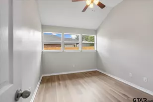 386 Molly, Lindale, TX 75771 - Photo 35