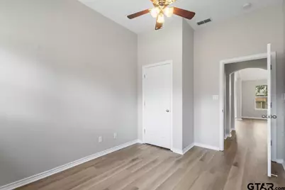 386 Molly, Lindale, TX 75771 - Photo 31