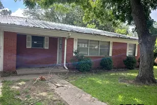201 1/2 S Wofford St, Athens, TX 75751 - Photo 1