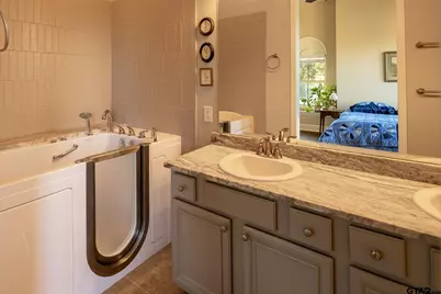 3351 Cascades Ct. Bldg. 3 Unit 322, Tyler, TX 75709 - Photo 15