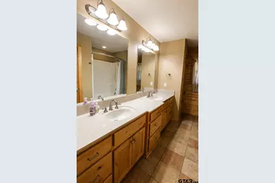 216 Pr 3463, Gladewater, TX 75647 - Photo 15
