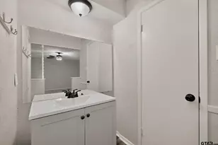 723 Terrace Dr, DeSoto, TX 75115 - Photo 21