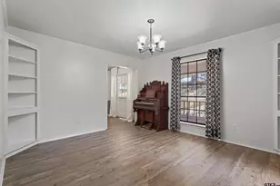 10887 Knollwood, Tyler, TX 75703 - Photo 13