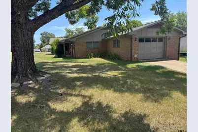 239 W Ayers Street, Frankston, TX 75763 - Photo 3