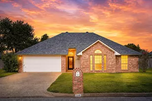 206 Eastgate Dr, Whitehouse, TX 75791 - Photo 1