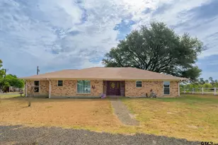 1303 W Loop 564, Mineola, TX 75773 - Photo 1