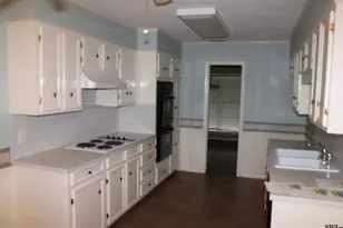 713 Meadow Creek, Tyler, TX 75703 - Photo 3