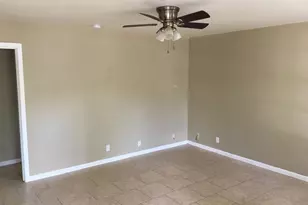 2011 Lee St, Tyler, TX 75702 - Photo 5
