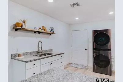 304 Jarbo St., Sulphur Springs, TX 75482 - Photo 13